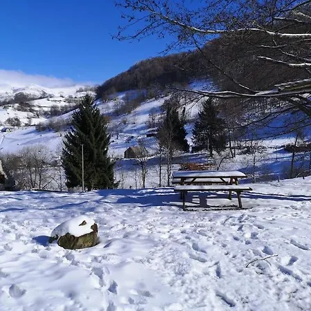 A La Montagne, Vue Montagne Pompom *